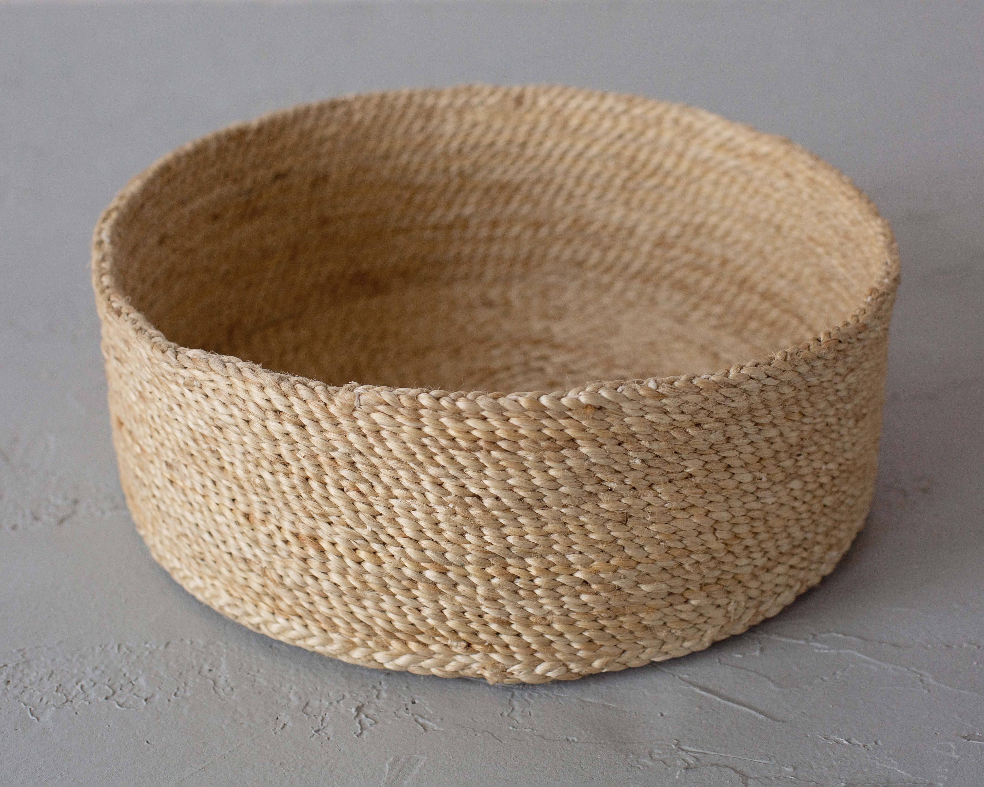 Round Tabletop Basket Trio, jute - natural