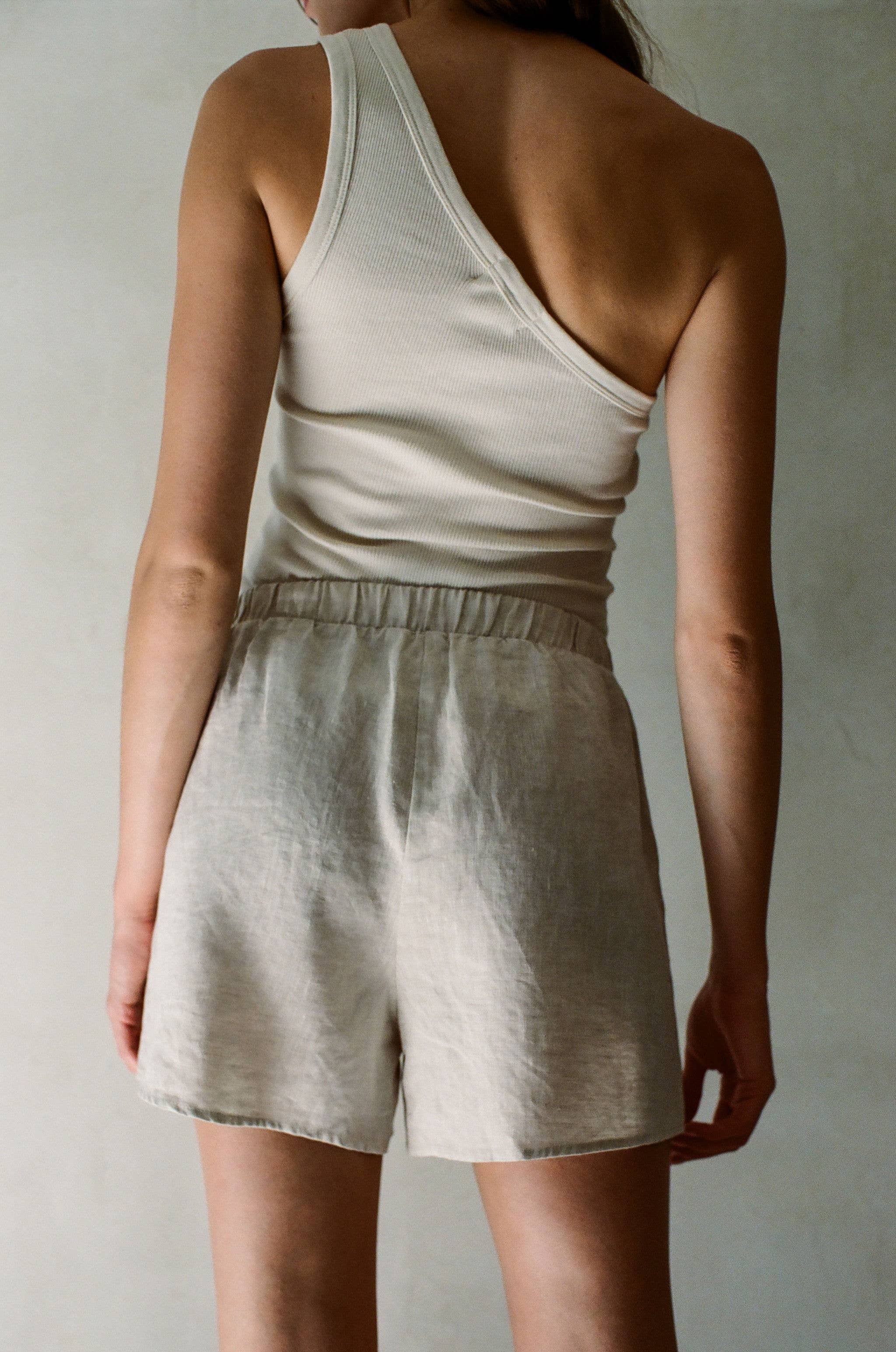 Woven 100% Linen Wide Leg Shorts With Pockets