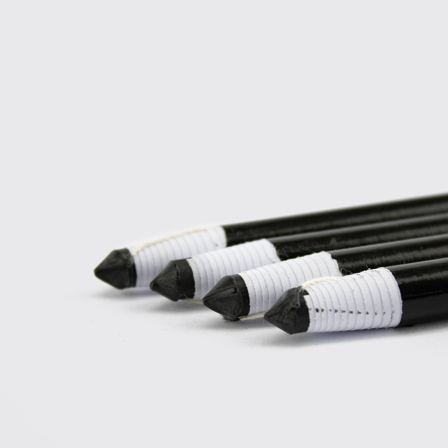 Wax Crayon / Black