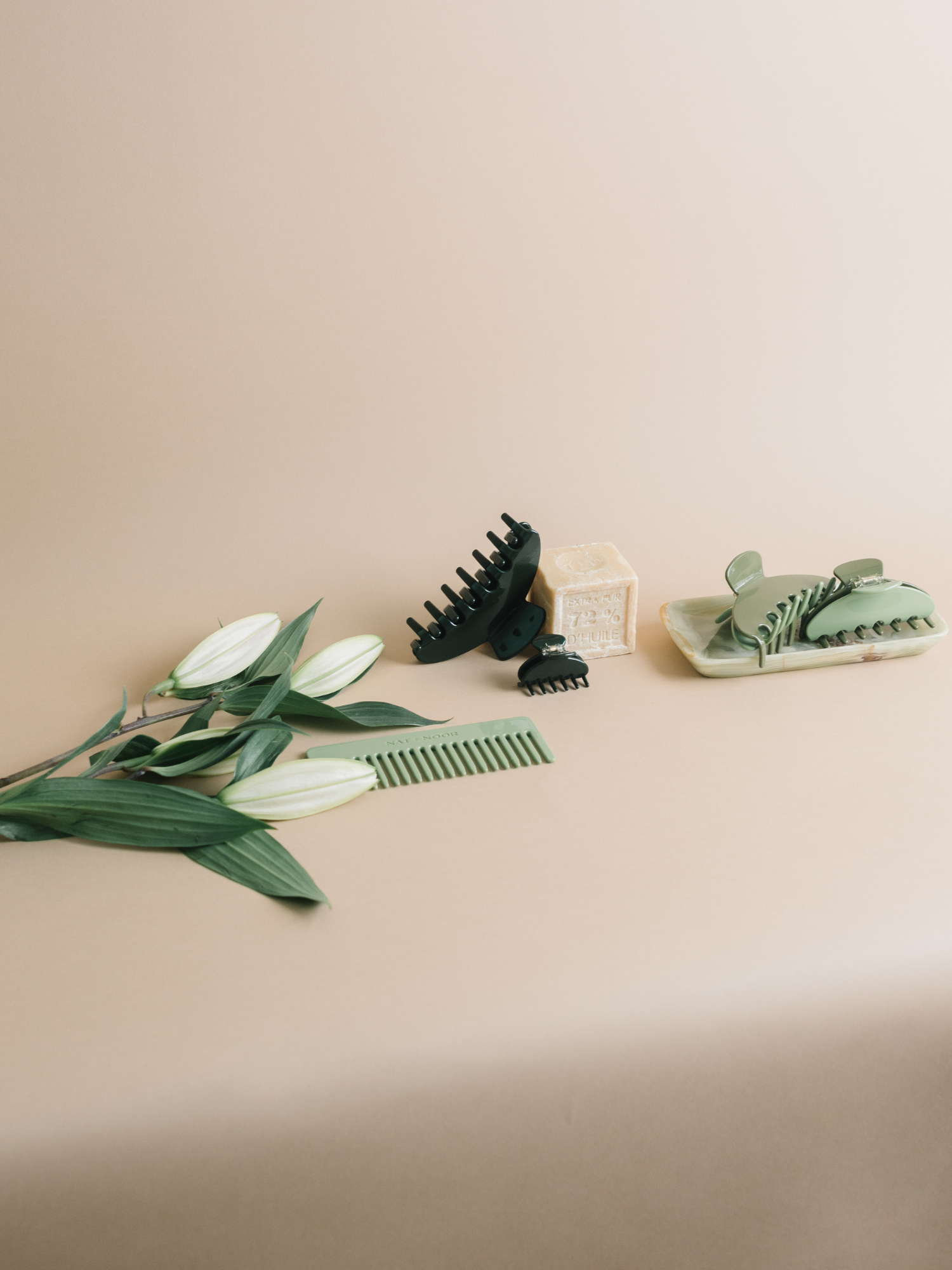 Hair Claw Clip | 2" Small | Dark Green