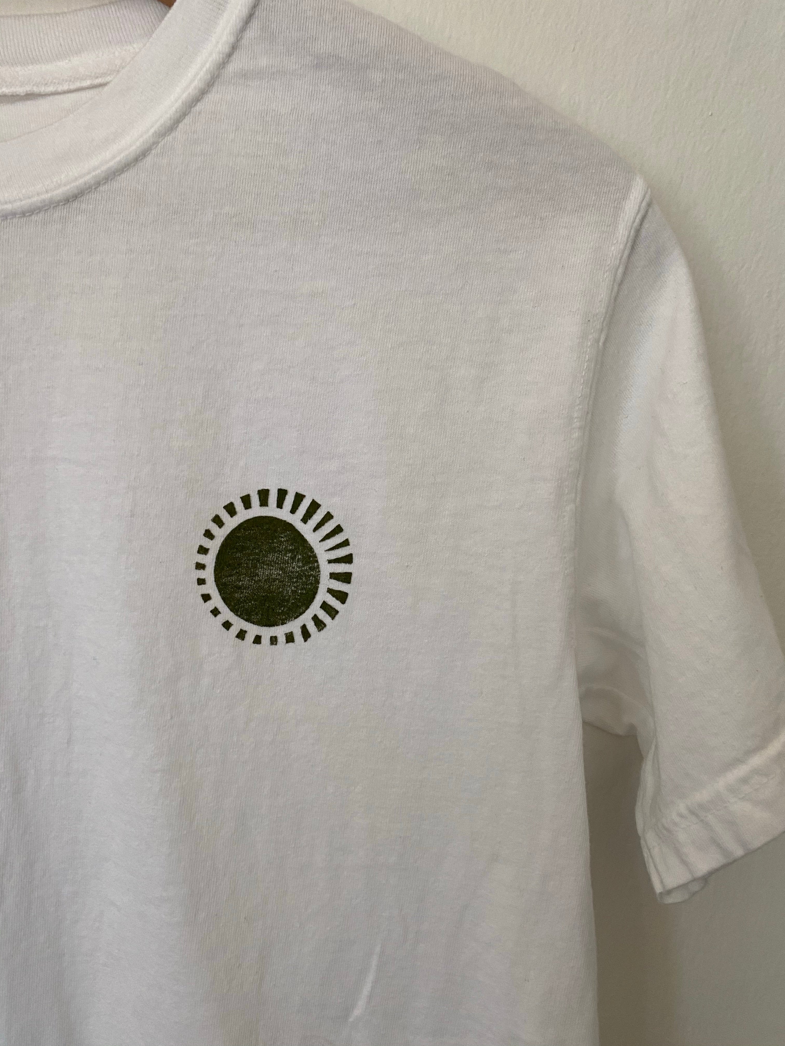 Short Sleeve Shirt - Block Print White Tee